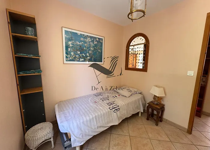 L'amandiers En Fleurs - Située à Deux Minutes Des Plages *