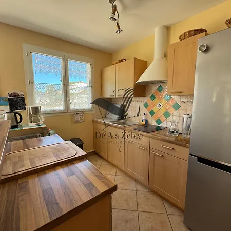 L'amandiers En Fleurs - Situee A Deux Minutes Des Plages Feriehus *