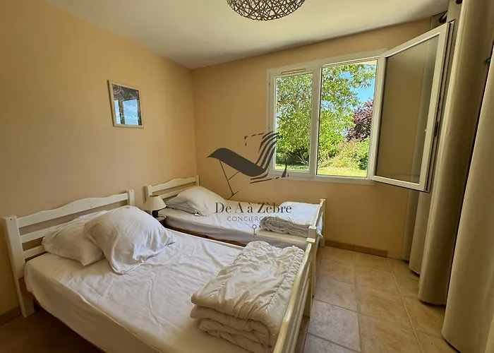 L'amandiers En Fleurs - Situee A Deux Minutes Des Plages * Фура